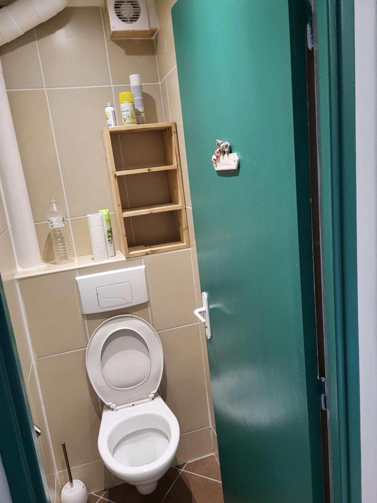 Privatunterkunft Private Room-3 In Hannana Apartment- 2 Min Walk To Tram 12 Min To Train Station 15 Min To Massena Place Nizza