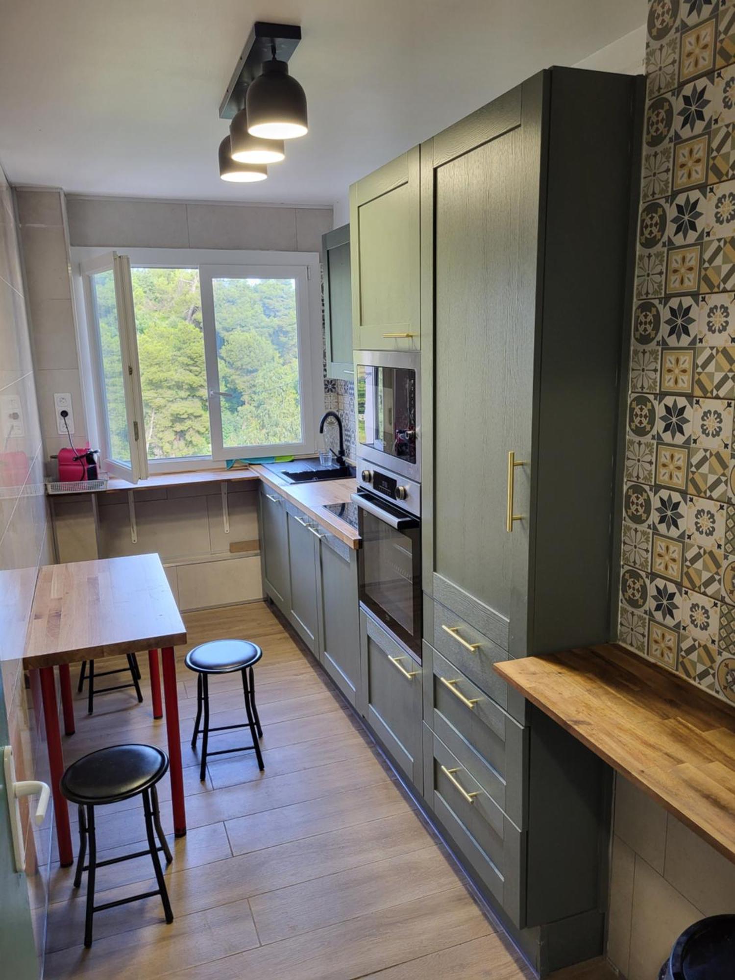Privatunterkunft Private Room-3 In Hannana Apartment- 2 Min Walk To Tram 12 Min To Train Station 15 Min To Massena Place